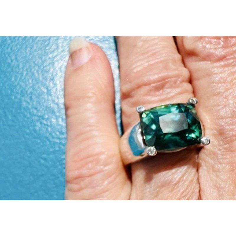 Cushion Shape Green Sapphire and Diamond Ring Linda
