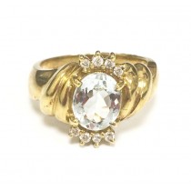 Oval Aquamarine and Diamond Ring 26677