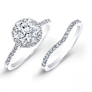 14k White Gold White Diamond Halo Bridal Set